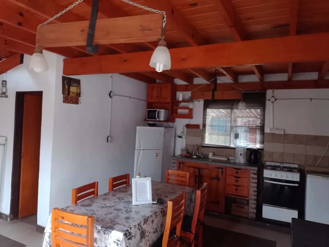 Cocina comedor de Cabañas Mabi en Balneario Reta