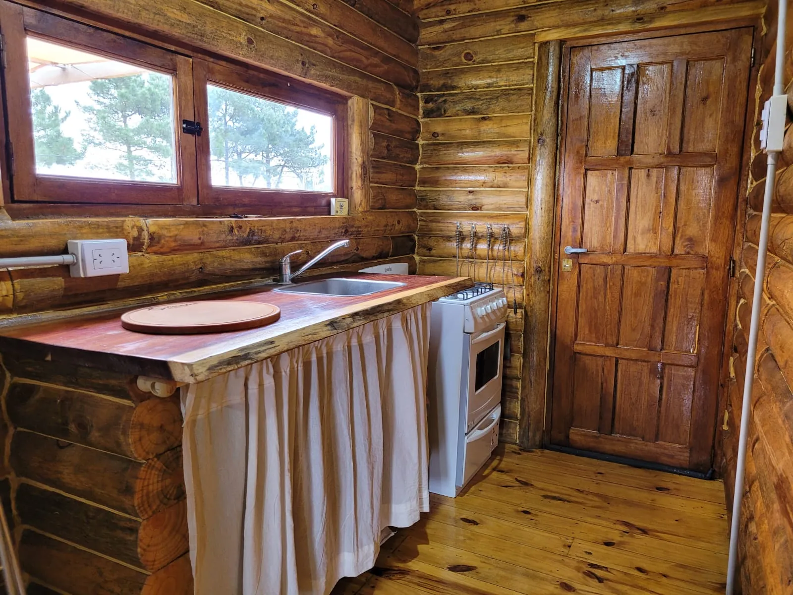 Cocina totalmente equipada en Yuanfen en Balneario Reta